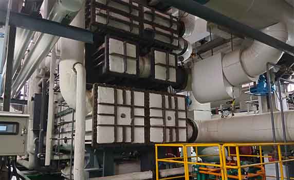 淄博開泰余熱首站工程  利用熱泵技術提取丙烯酸生產工藝余熱，年提取余熱40萬焦耳.jpg